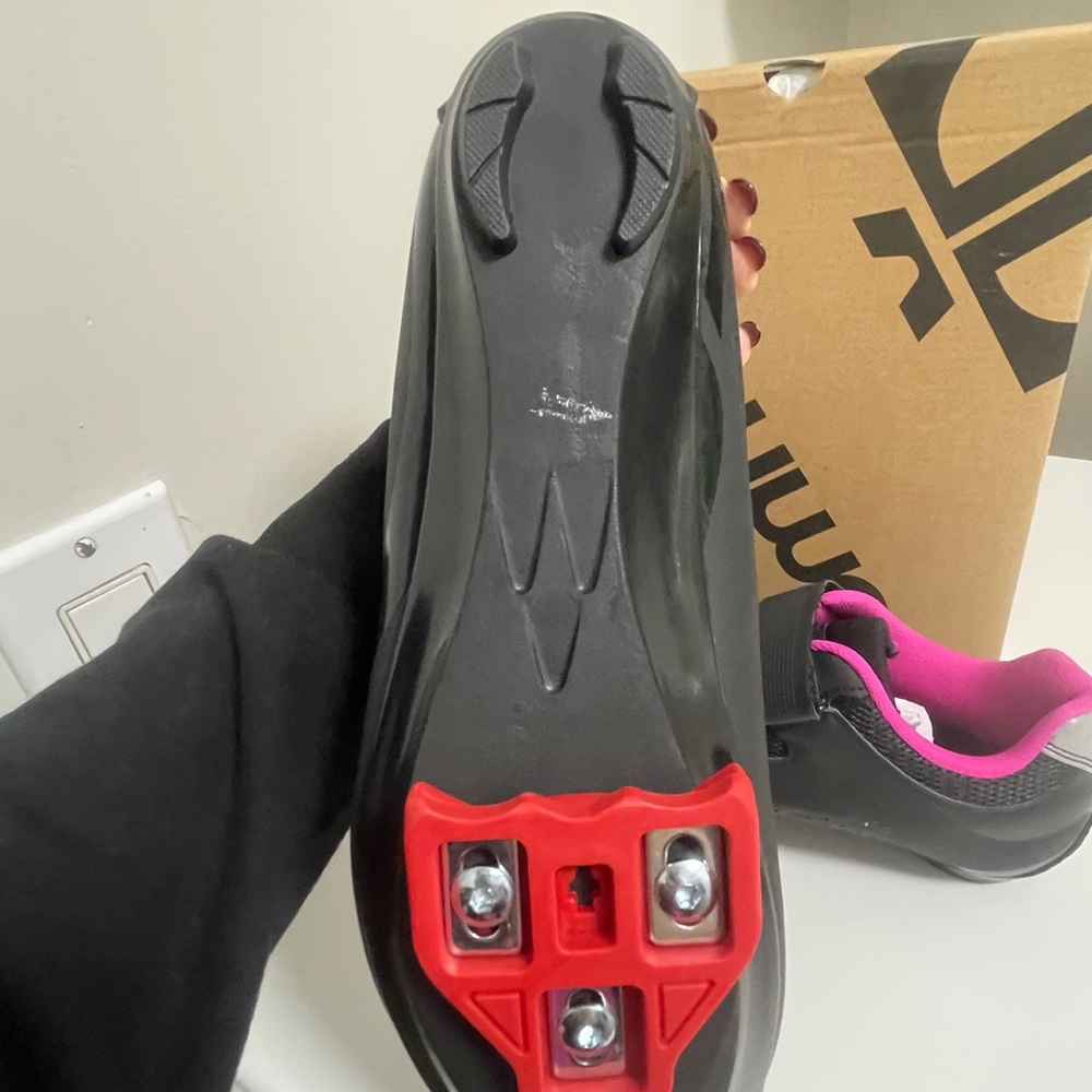 Tommaso Women's Black and Pink Peloton Athletic Shoes - Picture 8 of 11